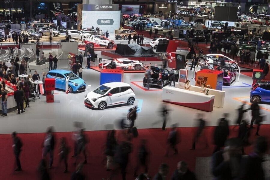 Ekspert nie będzie wyprzedaży nowych aut na koniec roku ceny aut wzrosną