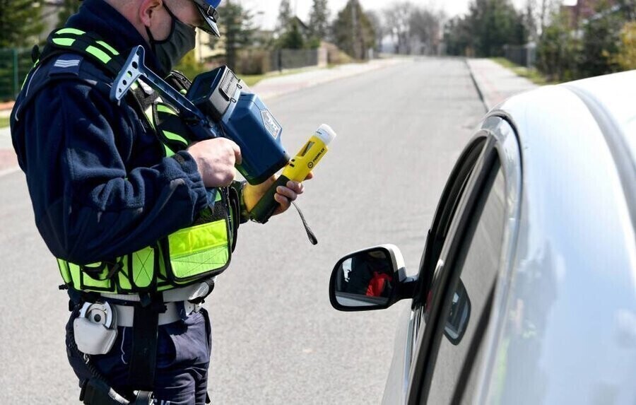 Co szósty osadzony ma na koncie przestępstwo drogowe