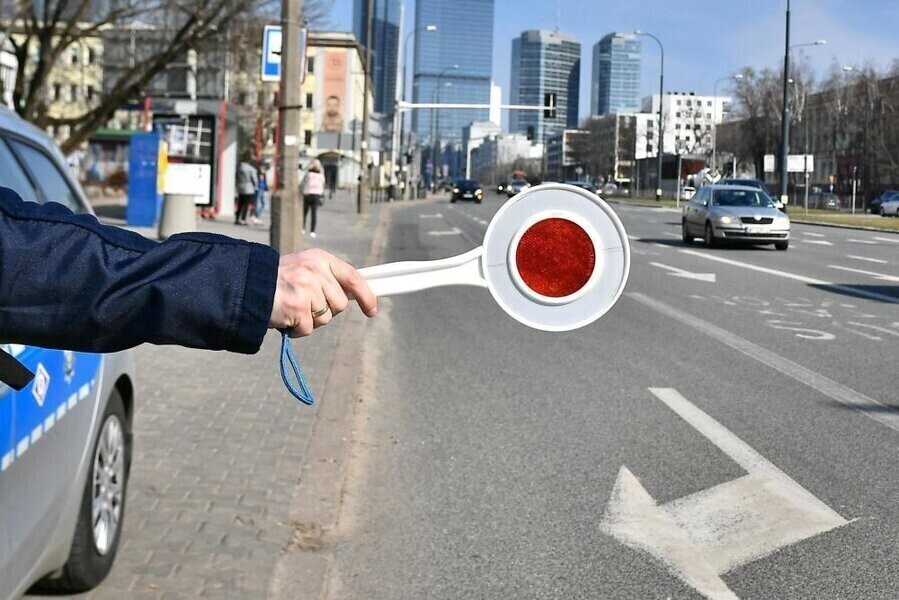 W piątek policjanci przeprowadzą ogólnopolskie działania kontrolno-prewencyjne pn. Prędkość