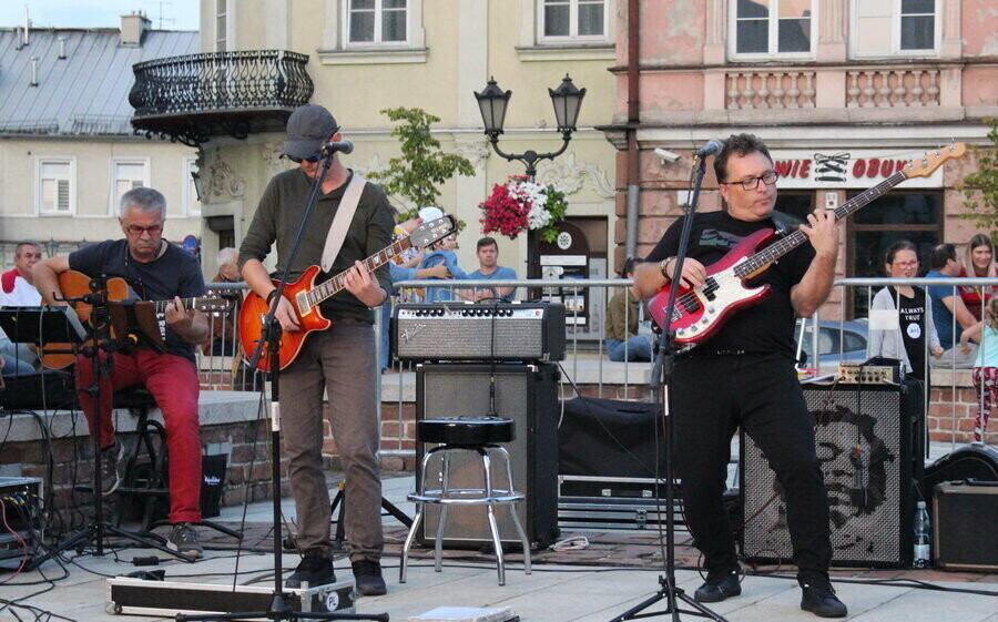 Polskie i zagraniczne hity rozbrzmiały na Starym Mieście Galeria