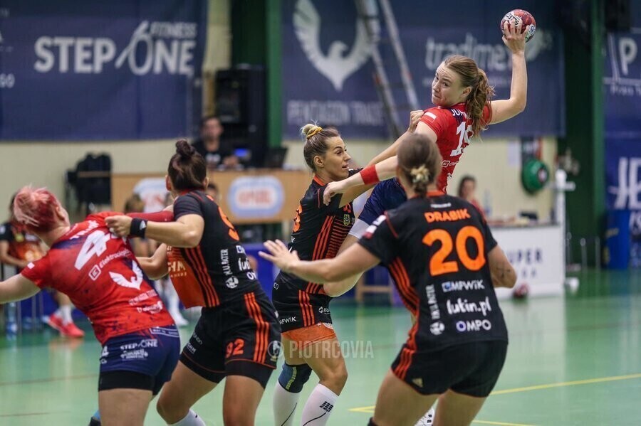 Dwie porażki i remis Piotrcovii podczas turnieju w Lubinie