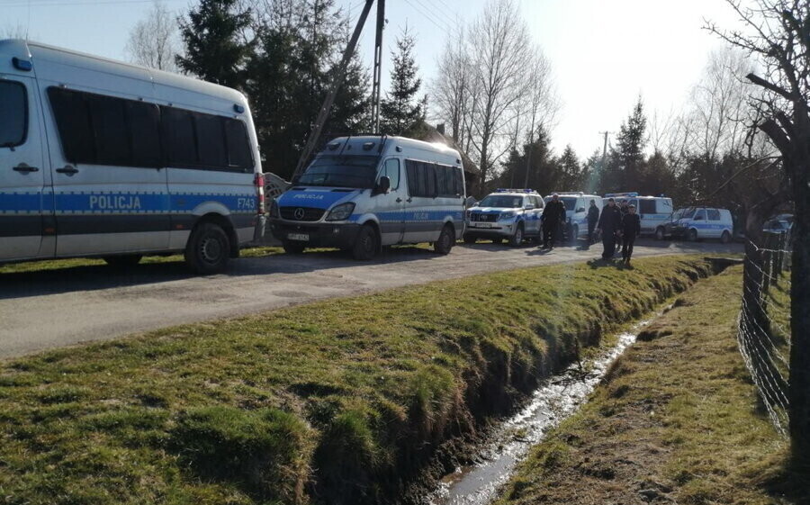 Chciała targnąć się na własne życie