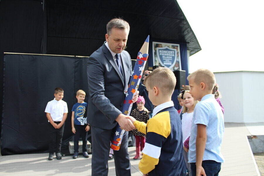 Pierwszoklasiści złożyli ślubowanie