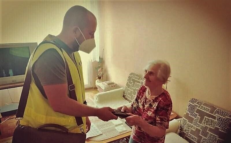 Seniorka okradła seniorkę. Policjanci odzyskali pieniądze