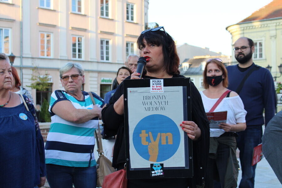 Grupa piotrkowian okazała sprzeciw Lex TVN