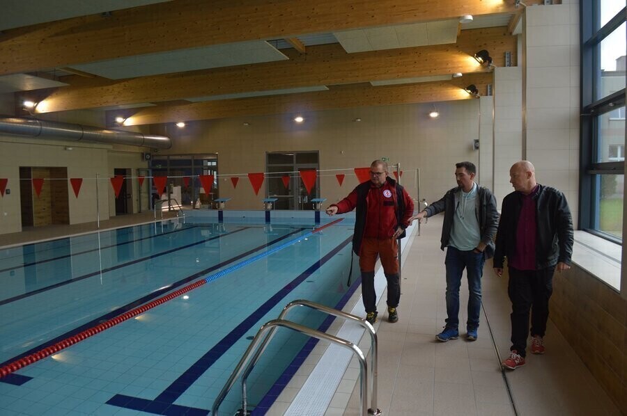 Dzień otwarty na basenie w Sulejowie