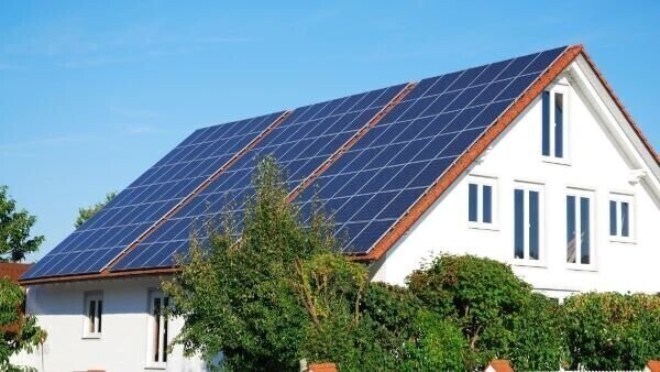 Dlaczego warto zainteresować się instalacją fotowoltaiczną