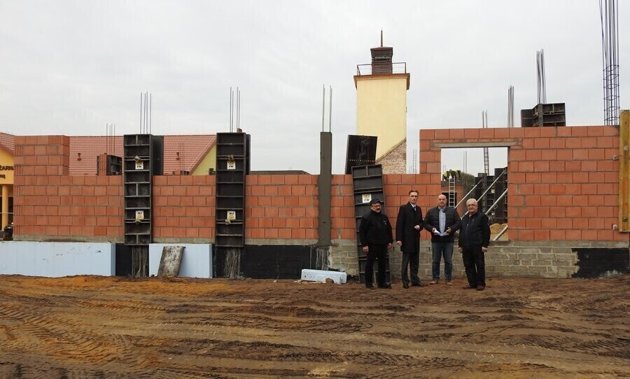 Budowa strażnicy w Dąbrowie nad Czarną