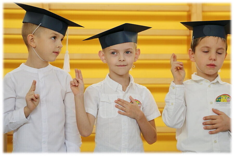 Ślubowanie pierwszaków z Jarost