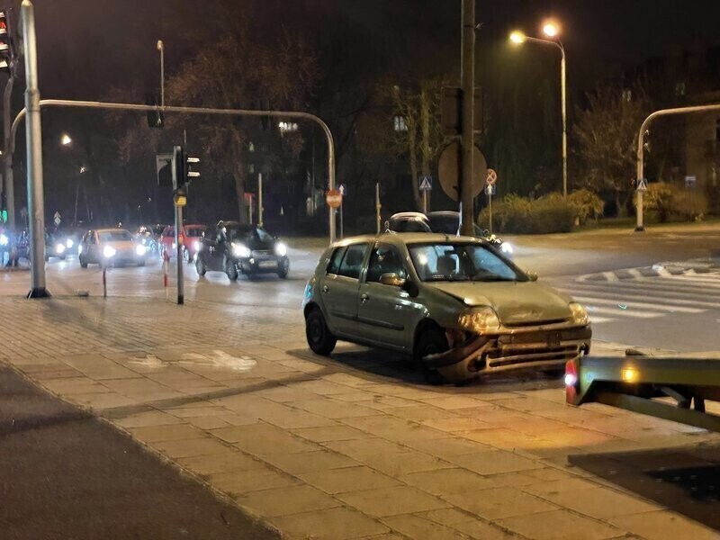 Groźna kolizja na dwupasmówce