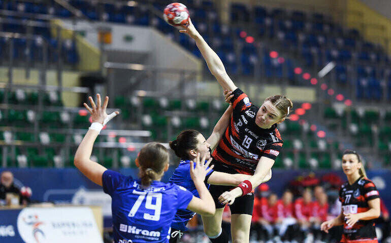 Ze Startem znów na remis