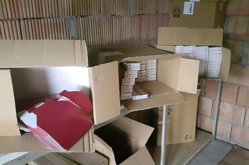 KAS zlikwidowała magazyn z papierosami bez akcyzy