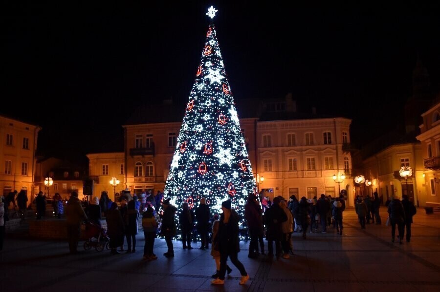 Zapraszamy na zapalenie światełek na miejskiej choince