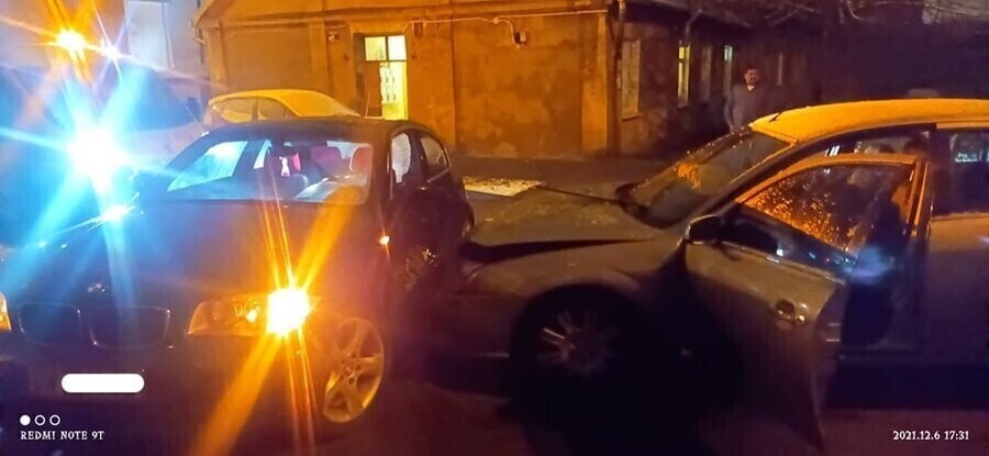 Zderzenie dwóch osobówek