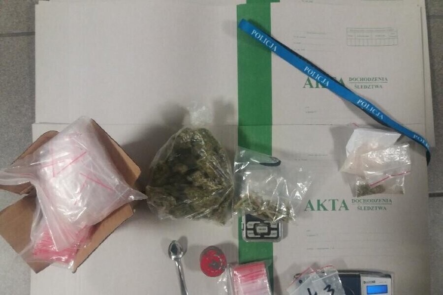 5 osób z zarzutami za narkotyki