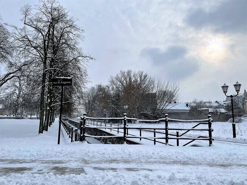 W ostatnich dniach do naszego regionu zawitała zima. Na jak długo i czy śnieg utrzyma się przez weekend