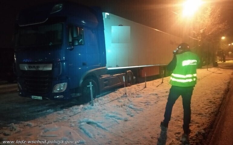 Policjanci znaleźli skradzionego tira