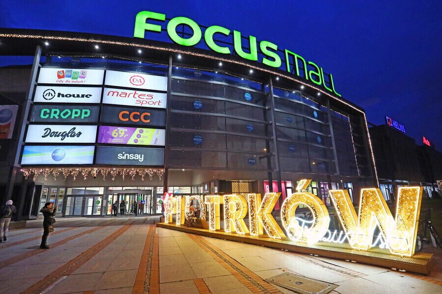 Sylwestrowe podsumowania i zimowe wyprzedaże