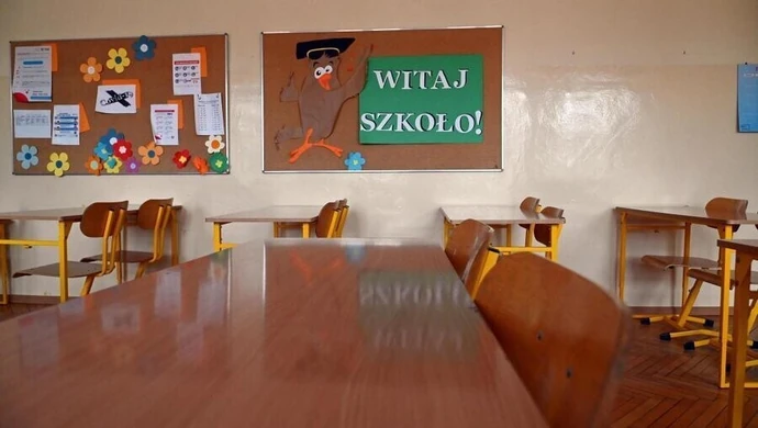 Piontkowski: warto, aby nauka stacjonarna w szkołach trwała jak najdłużej, jeśli pozwolą na to warunki