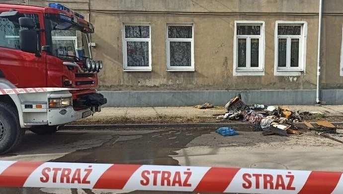 Pożar kamienicy w Piotrkowie. Jedna osoba nie żyje