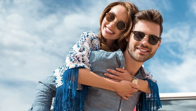 Dlaczego warto zainwestować w markowe okulary przeciwsłoneczne?