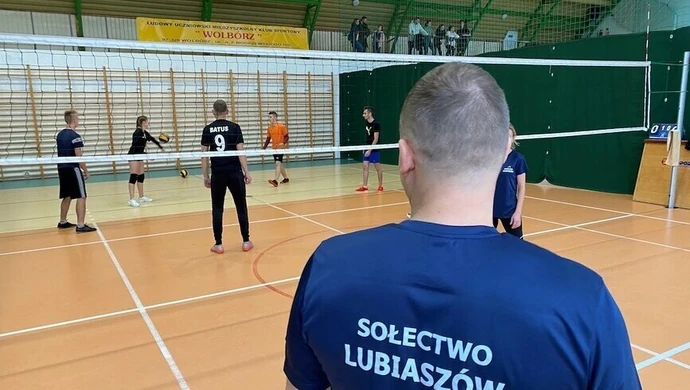 Komorniki z Pucharem Burmistrza