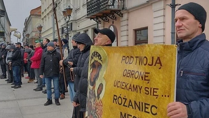 W Nowy Rok zapraszają na męski różaniec