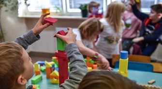 Semeniuk: obostrzenia mogą być przedłużone o 10-14 dni od zakończenia ferii