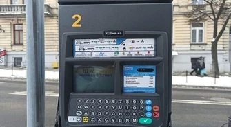 Od poniedziałku wracają opłaty za parkowanie. Nowe parkomaty zamontowane