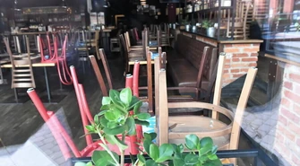 KRD: o jedną trzecią wzrosło zadłużenie hoteli, restauracji i firm cateringowych w 2020 r.