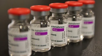 Szef KPRM: szczepionka od firmy AstraZeneca może być stosowana u osób w wieku 18-65 lat