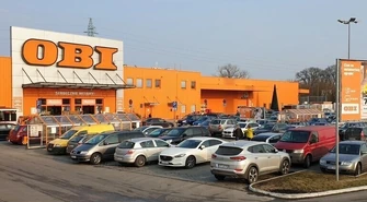 Markety budowlane w Piotrkowie oblegane