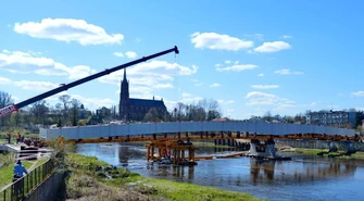 Kładka połączyła brzegi Pilicy!