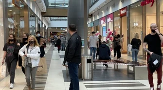 Tłumy w galerii Focus Mall