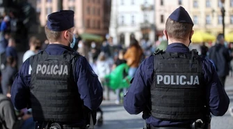 Policja: niezmiennie będziemy sprawdzać czy obostrzenia są przestrzegane