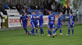 Polonia wygrywa i zapewnia sobie utrzymanie