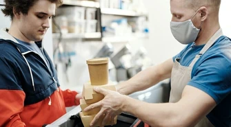 COVID-19: Są zakażenia w Piotrkowie i powiecie