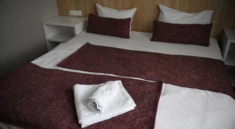 TIG: paszporty covidowe zadziałają przeciw lokalnej turystyce