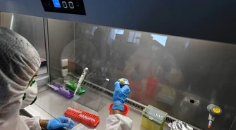 Badacze: obiecująca terapia przeciwko COVID-19