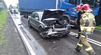 Zderzenie 4 pojazdów na DK74