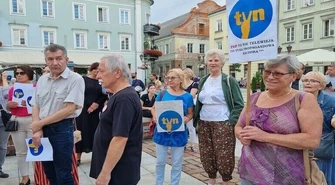 Piotrkowianie stanęli w obronie wolnych mediów