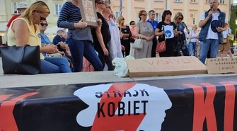 Kolejny protest przeciwko ustawie Lex Anty – TVN (FILMY)