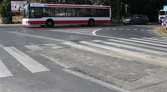 Kostka brukowa zamiast asfaltu na skrzyżowaniu w Piotrkowie?
