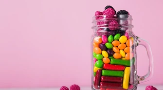Słodycze przy diecie dla cukrzyków. Czy trzeba z nich zrezygnować w stu procentach?