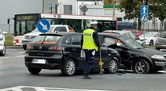 Po groźnie wyglądającej kolizji w centrum tworzyły się duże korki