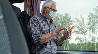 Zakażony podróżował busem. Apel sanepidu