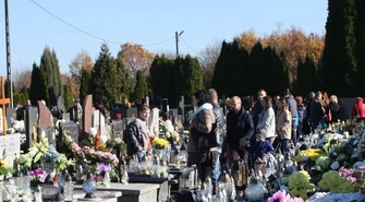 Odwiedzamy groby swoich bliskich