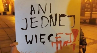Piotrkowianie protestowali na Rynku Trybunalskim (zdjęcia)