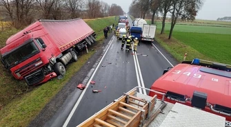 Cztery auta zderzyły się na DK12[AKTUALIZACJA]