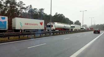 Zderzenie na DK 12 w Piotrkowie. Ogromne korki!